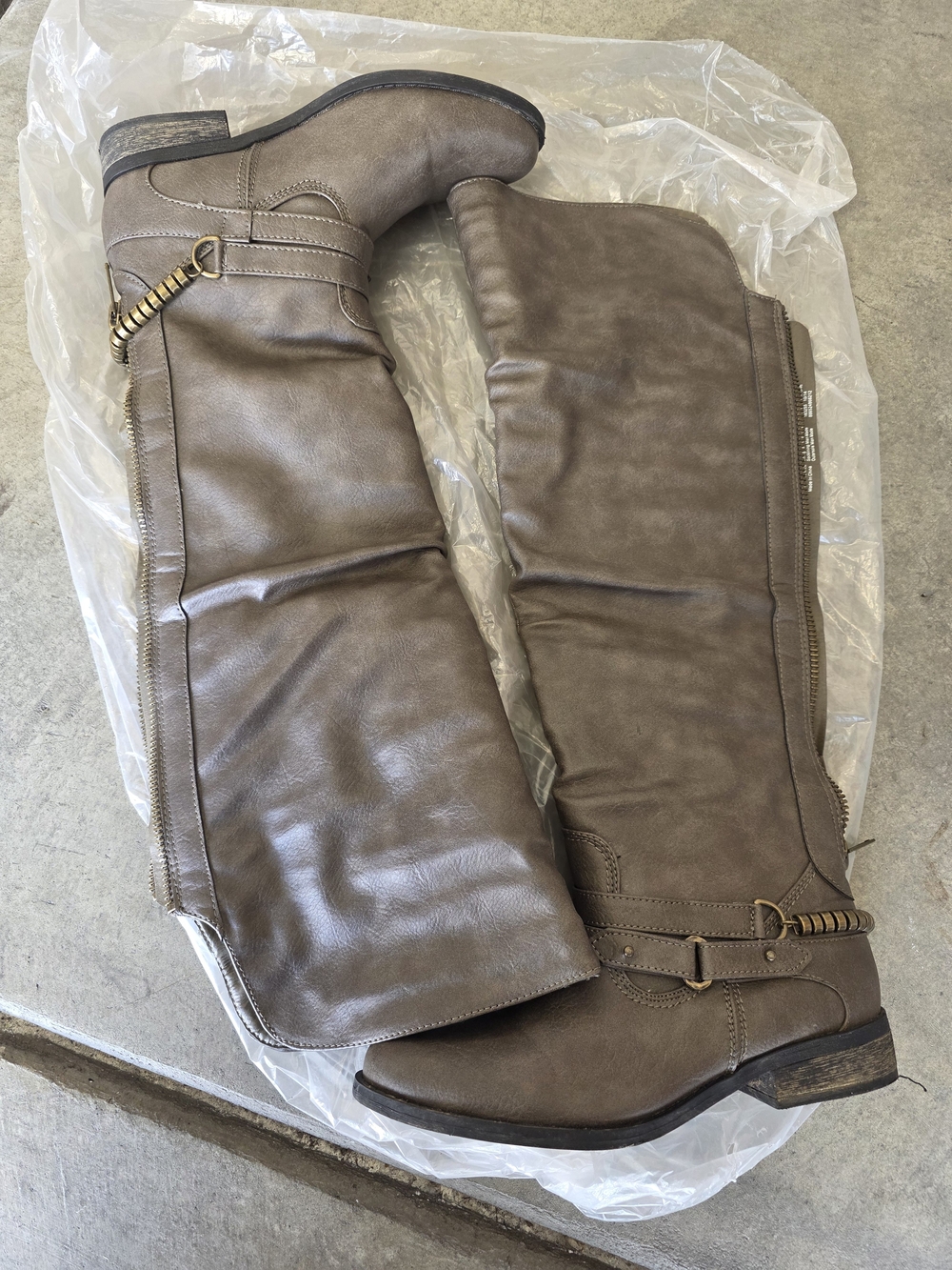 SO Soomegastone Size 7.5 Med Gray Stone Over The Knee Riding Boots